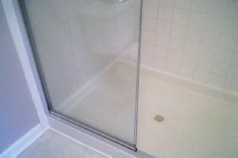 bathtub refinishning after