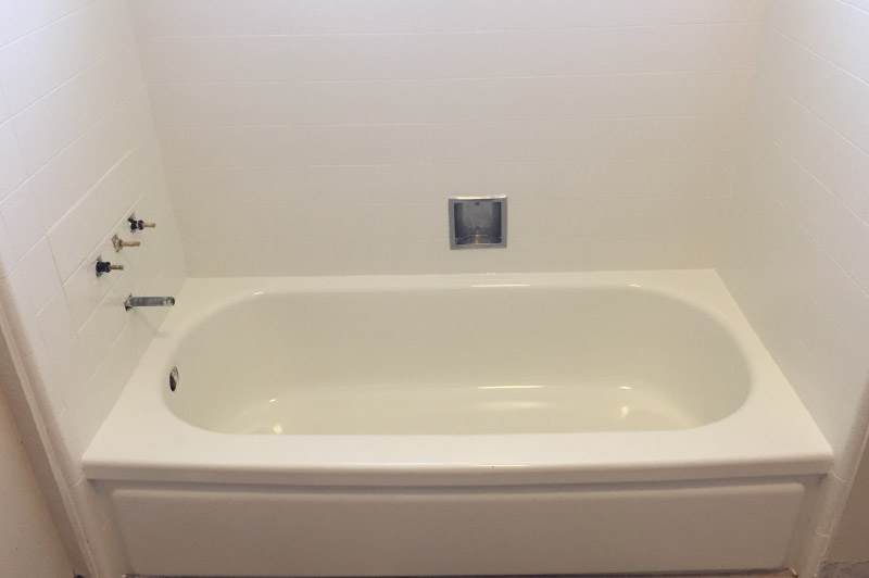 bathtub refinishning after